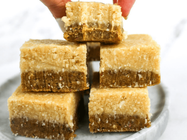 Vegane Coconut-Peanut-Bites - DATTELBAER